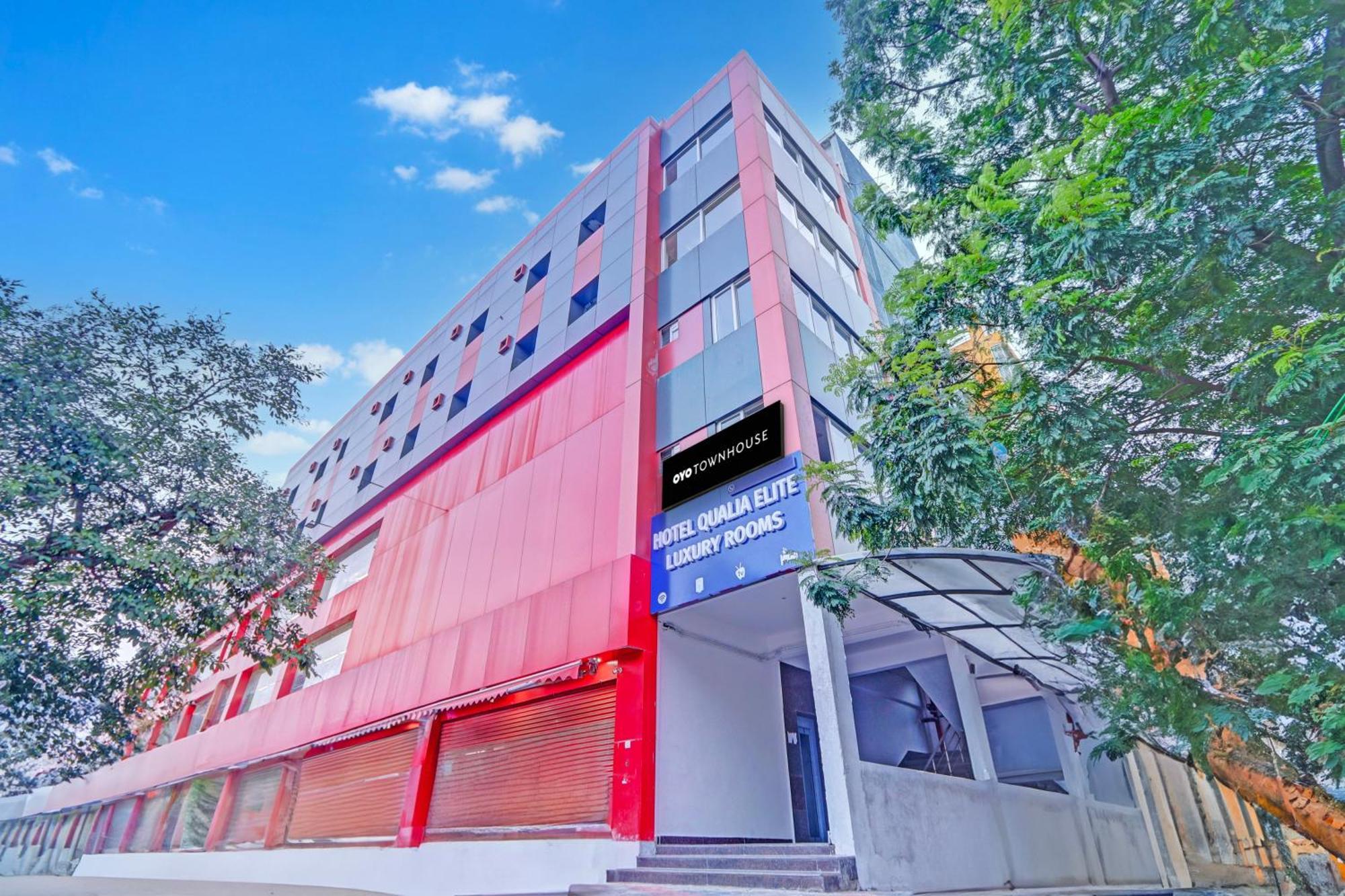 Super Townhouse Qualia Elite S R Nagar Hotel ไฮเดอราบัด ภายนอก รูปภาพ
