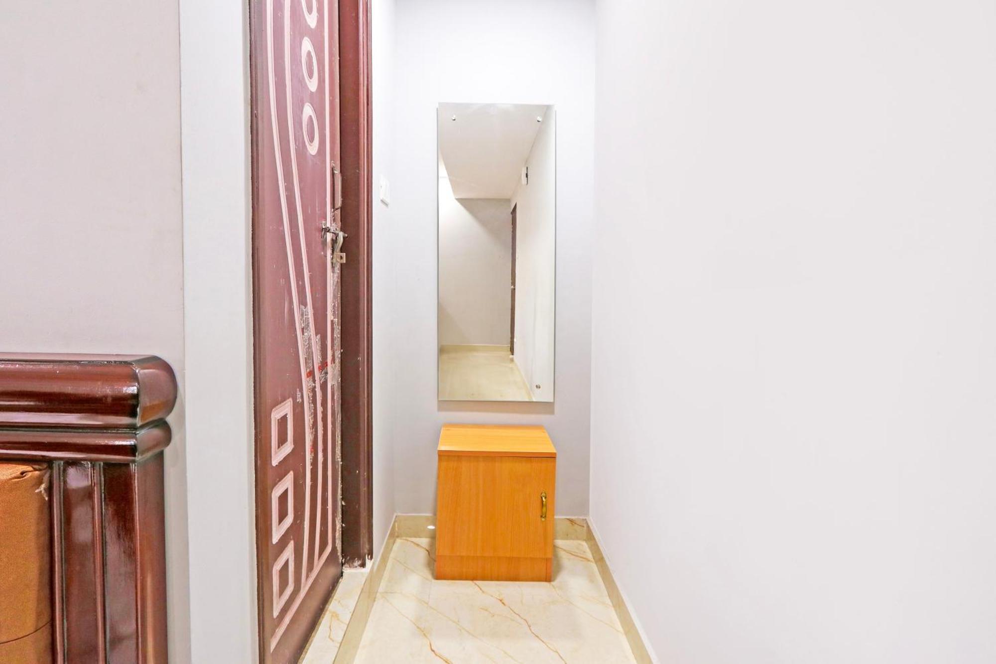 Super Townhouse Qualia Elite S R Nagar Hotel ไฮเดอราบัด ภายนอก รูปภาพ
